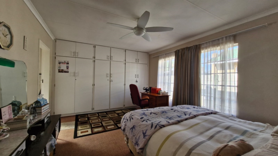 3 Bedroom Property for Sale in Potchefstroom South North West